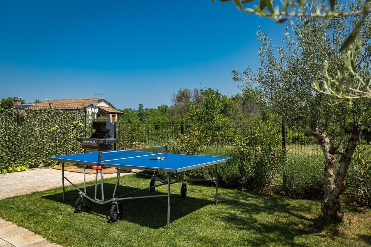 Villa Leonardo Vrznaveri Exterior foto